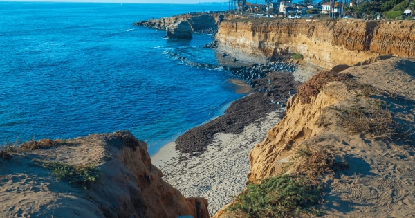 Cliffs and ocean view at Sunset Cliffs in San Diego, California overlooking the Pacific Ocean