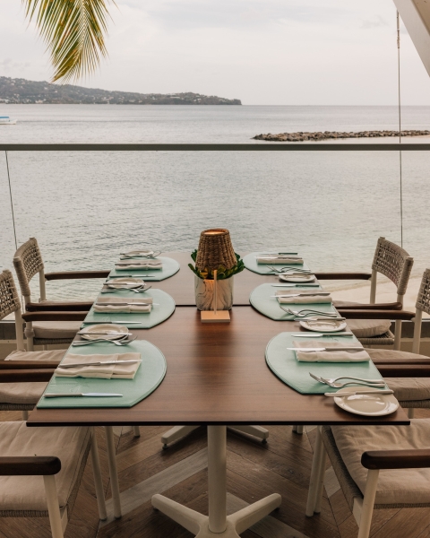 Food & Dining